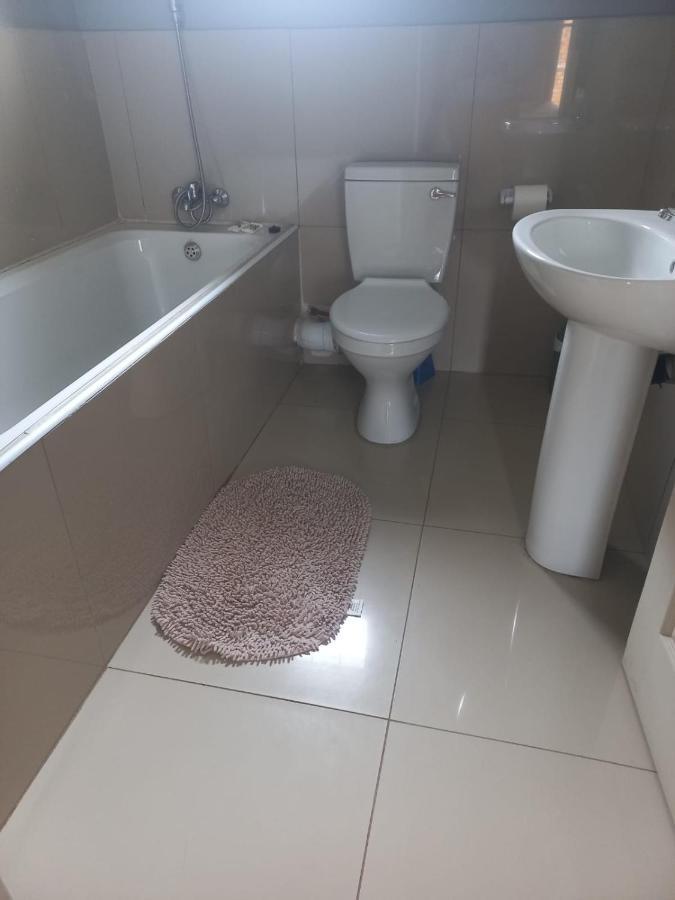 פיט רטיף Rocky Hills Guesthouse מראה חיצוני תמונה