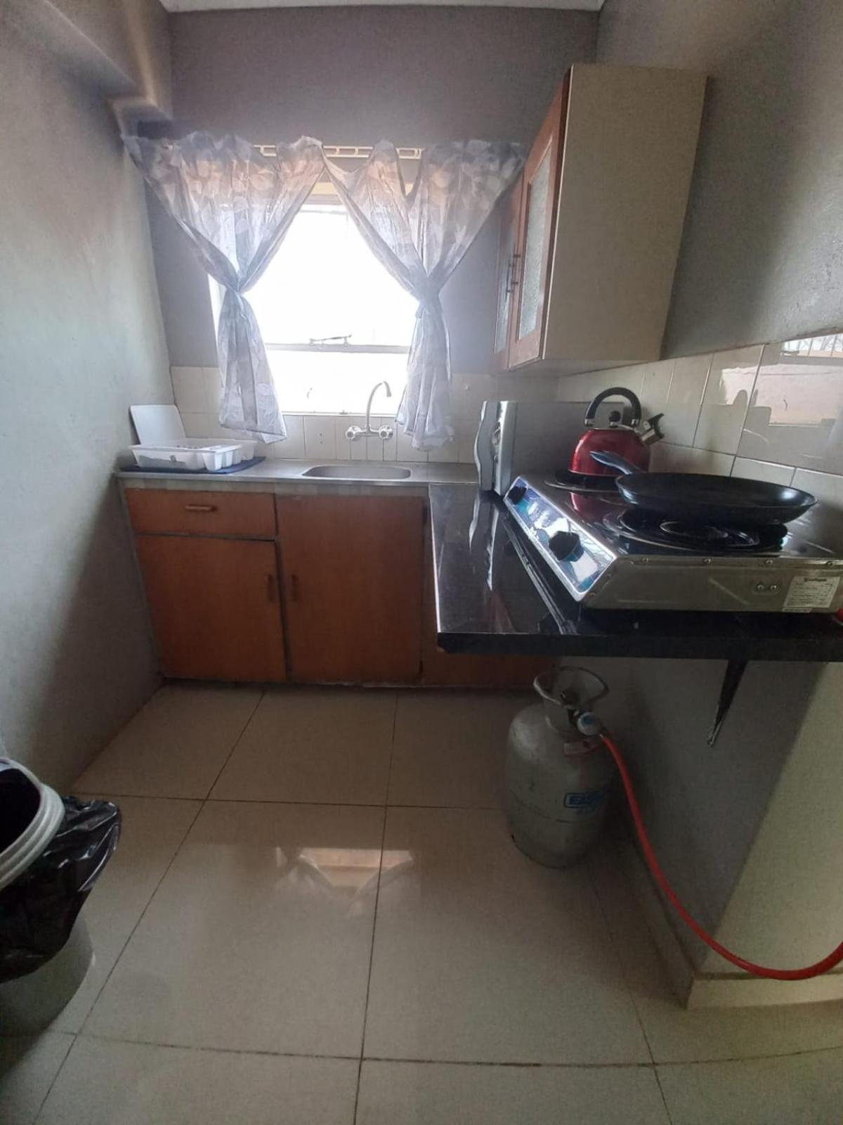 פיט רטיף Rocky Hills Guesthouse מראה חיצוני תמונה
