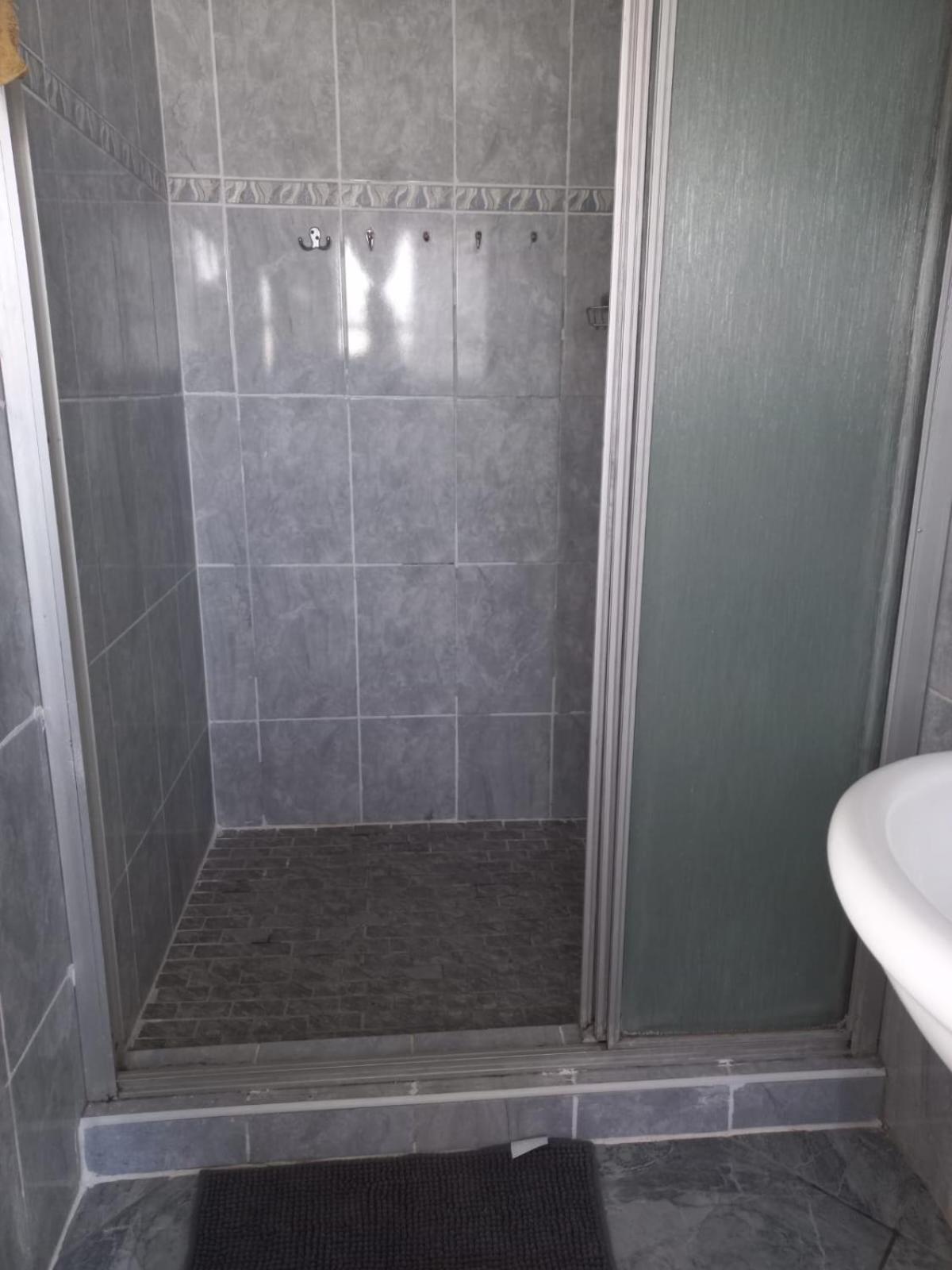 פיט רטיף Rocky Hills Guesthouse מראה חיצוני תמונה