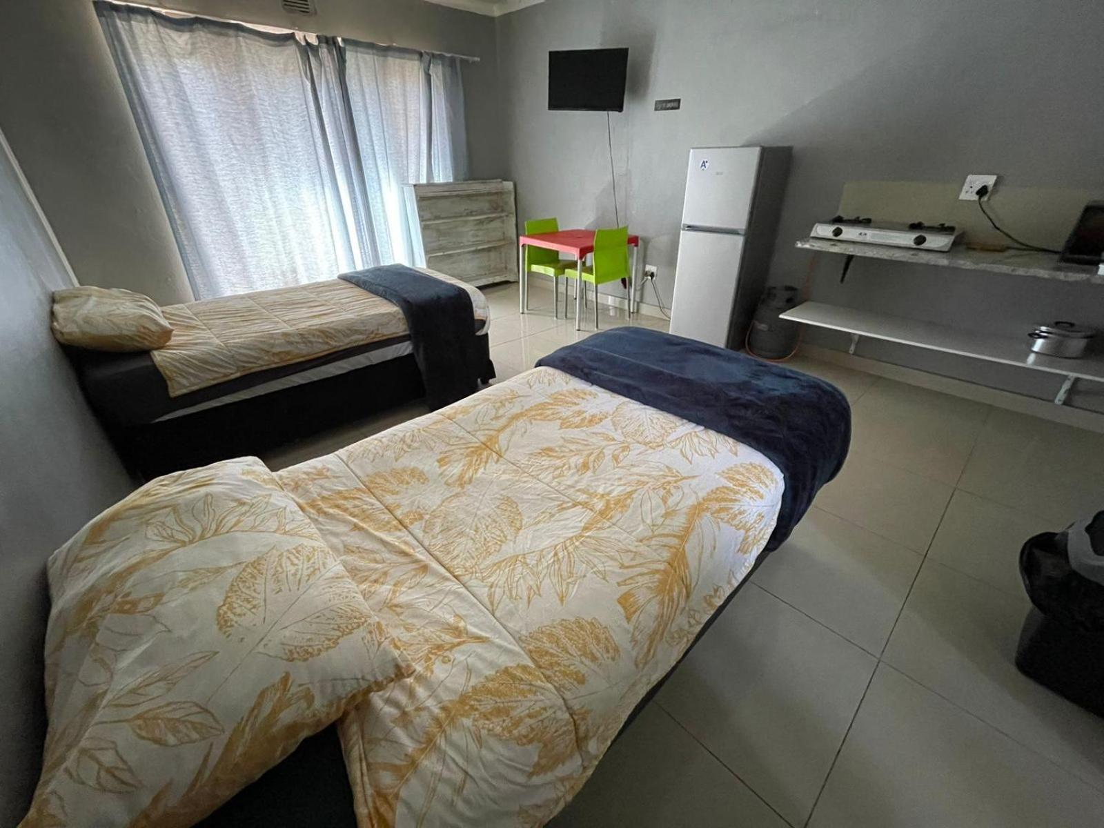 פיט רטיף Rocky Hills Guesthouse מראה חיצוני תמונה